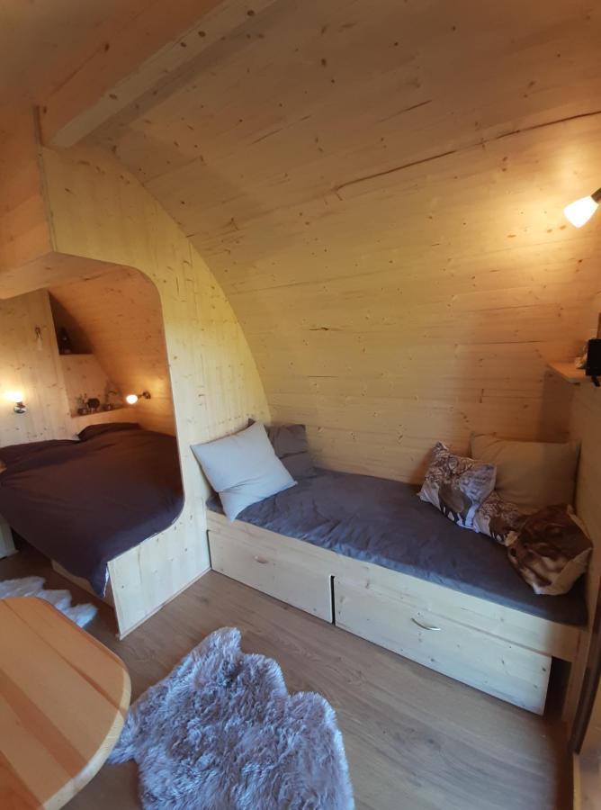 La Cabane De Tic Et Tac Hotel Tailles Bagian luar foto