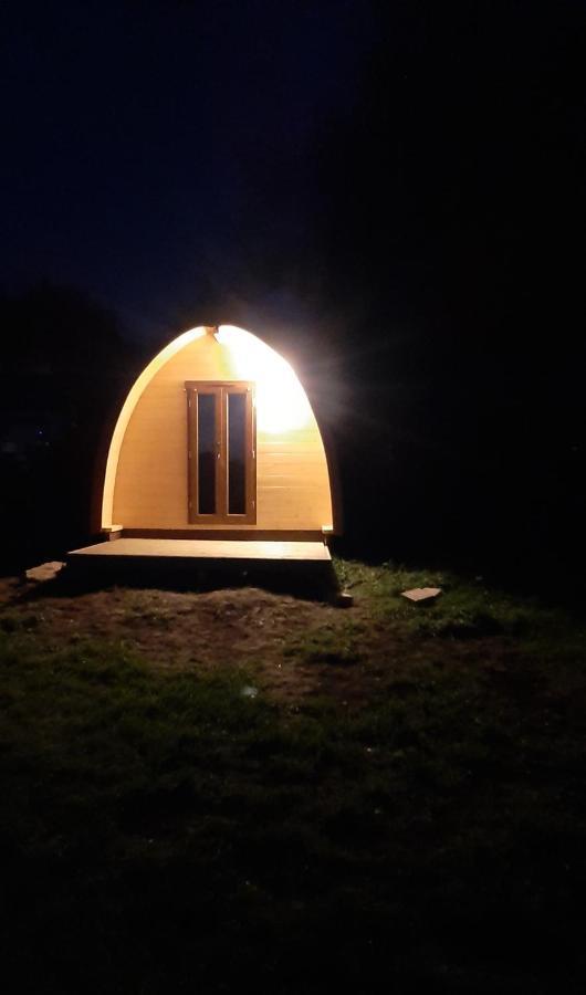 La Cabane De Tic Et Tac Hotel Tailles Bagian luar foto